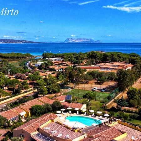 Hotel Cala Mirto ブドーニ エクステリア 写真